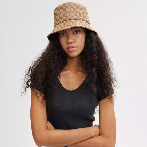 Coach Signature jacquard bucket hat - Picture 1 of 7